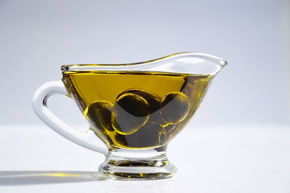 Things to Look for While Buying Olive Oil
